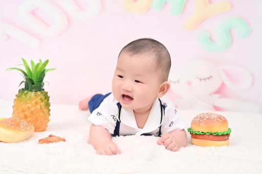沂源宝宝在妈妈肚子里
